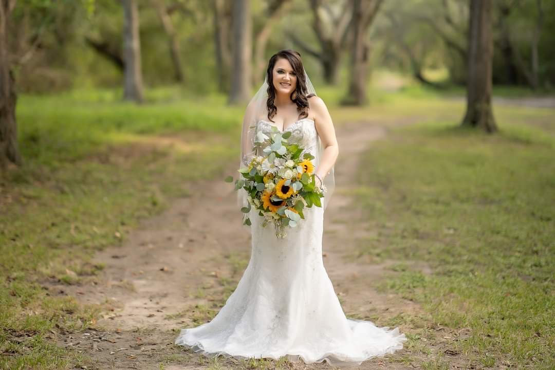 Bride photoshoot at a park