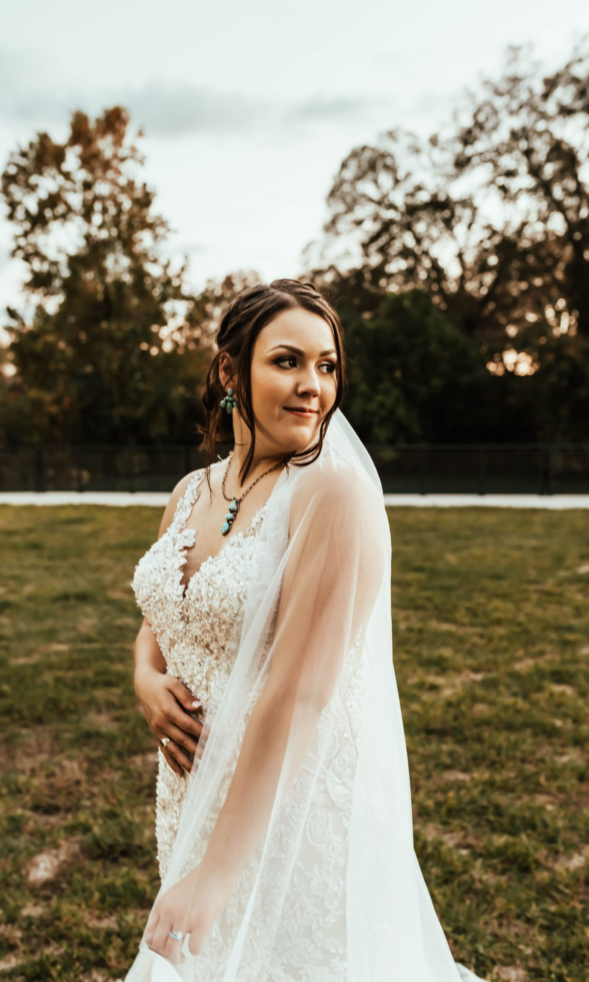 outdoor photoshoot of bride